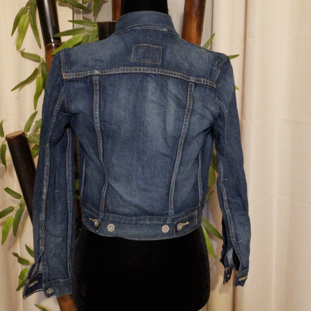 Jean jacket - Picture 2 of 3